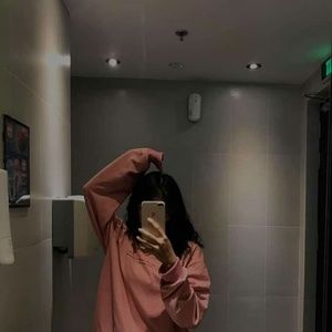 Meet your Posher, Cloe